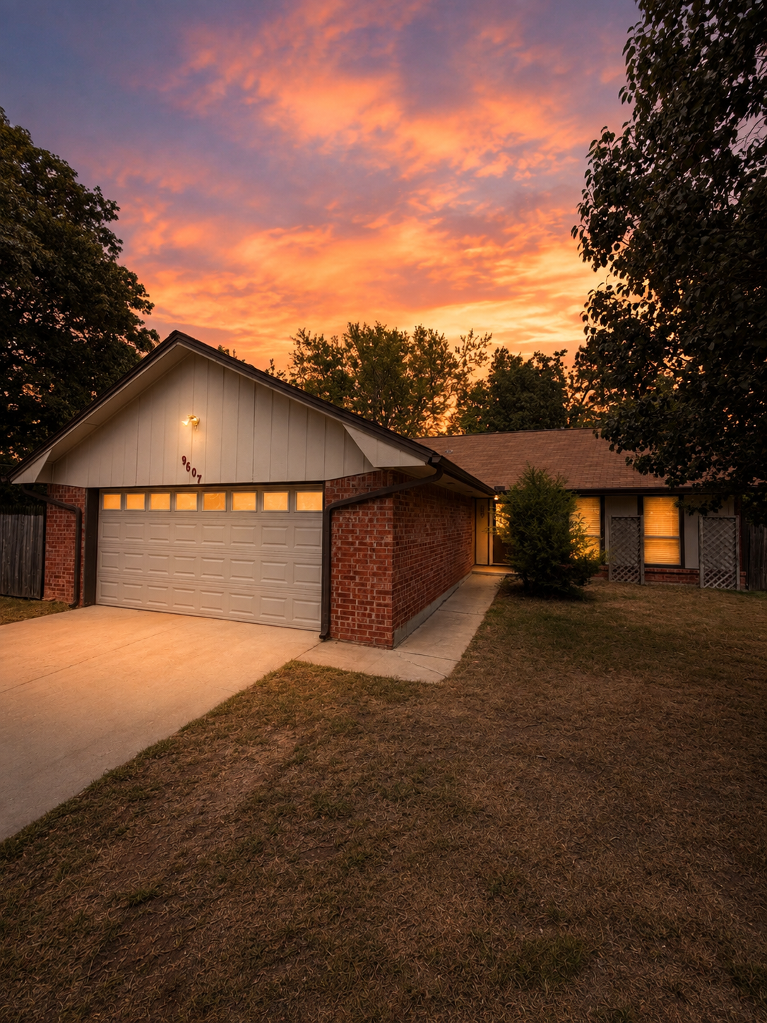 9607 Northeast 4th Street
