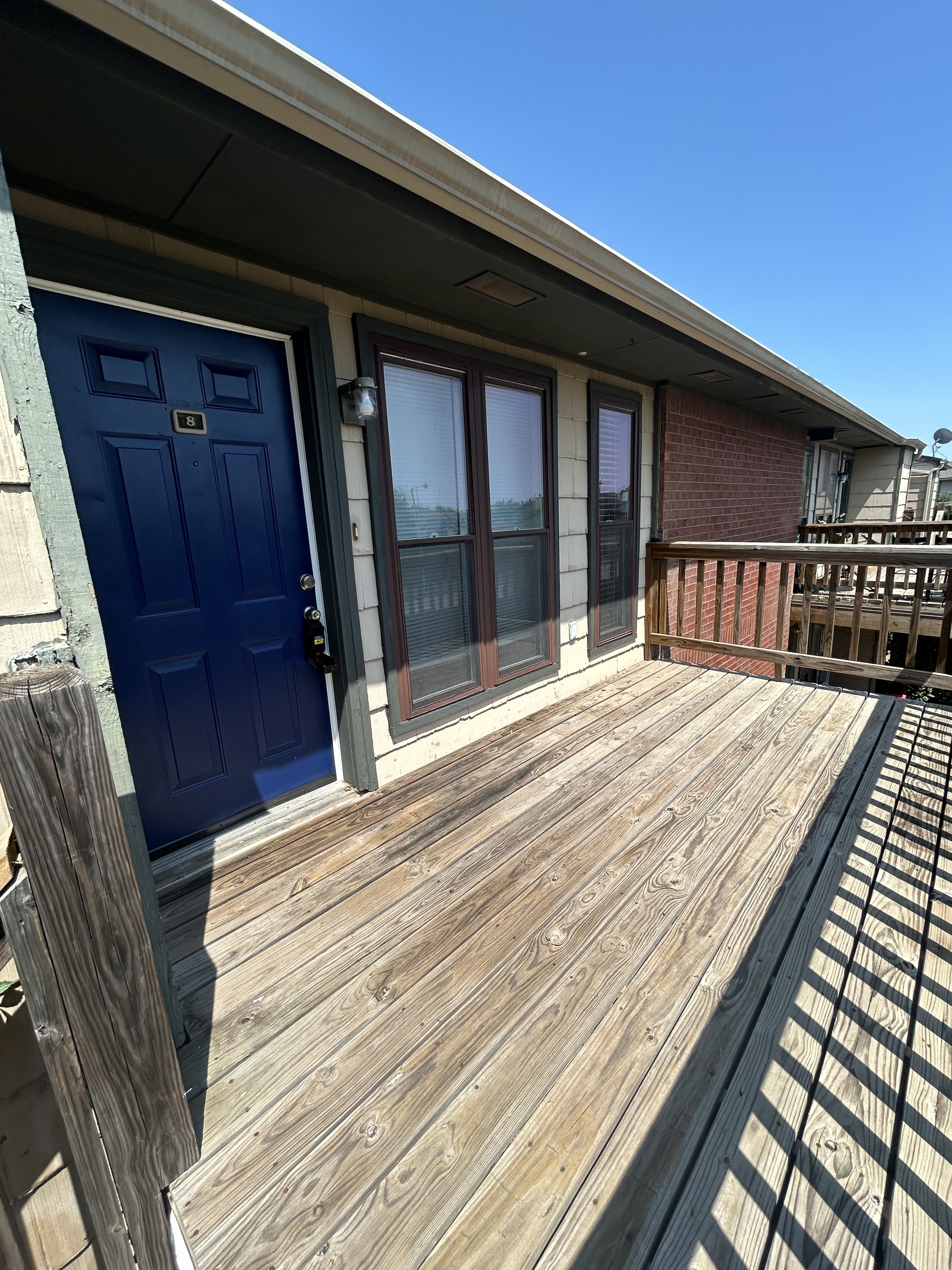 1000 Rambling Oaks - 8